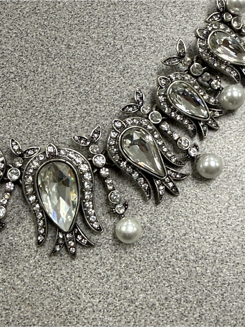 Oscar de la Renta Silver-Tone Crystal Teardrop Necklace with Faux Pearl Drops - Picture 7 of 8